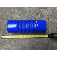 Патрубок интеркуллера (ПРАВЫЙ) двигатель RENAULT (80x90х235 mm d=112*122 mm) 4-х слойный (СИЛИКОН)